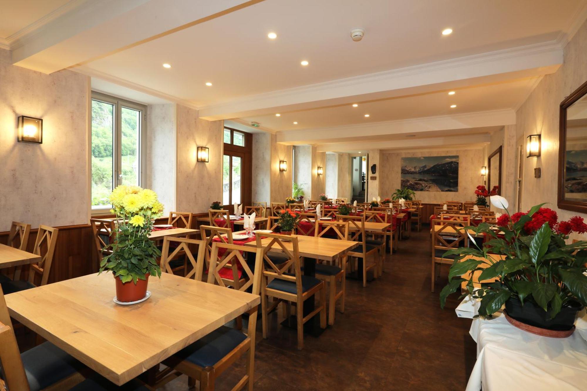 Hotel Ardiden Люс-Сен-Совёр Экстерьер фото