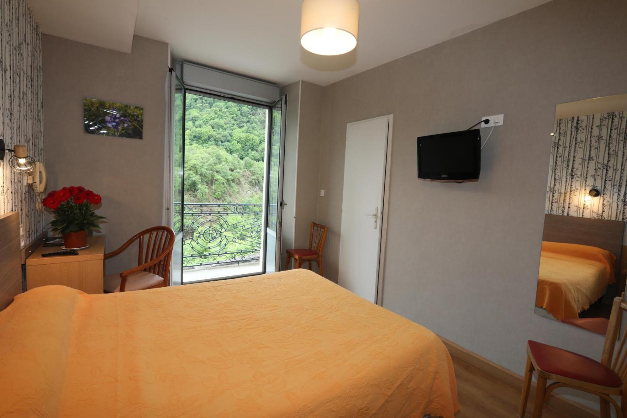 Hotel Ardiden Люс-Сен-Совёр Экстерьер фото