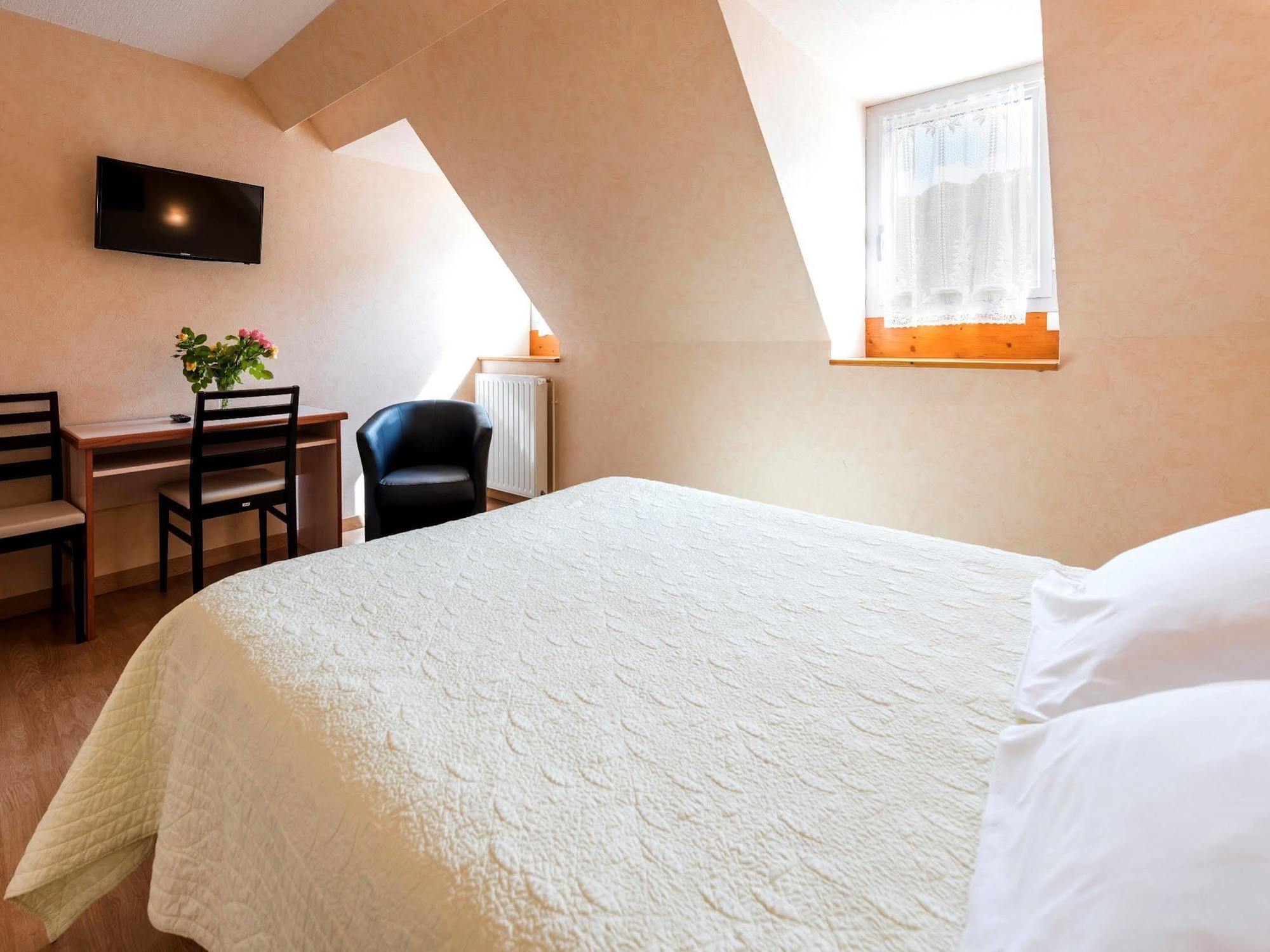 Hotel Ardiden Люс-Сен-Совёр Экстерьер фото