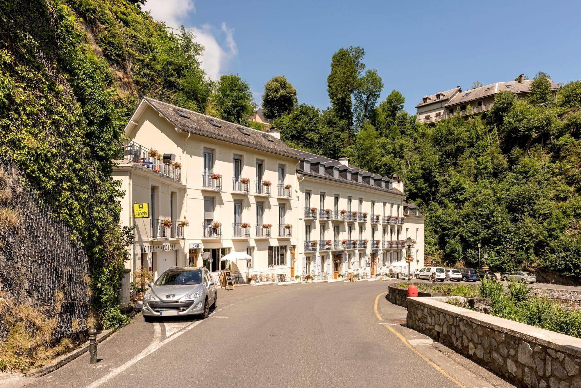 Hotel Ardiden Люс-Сен-Совёр Экстерьер фото